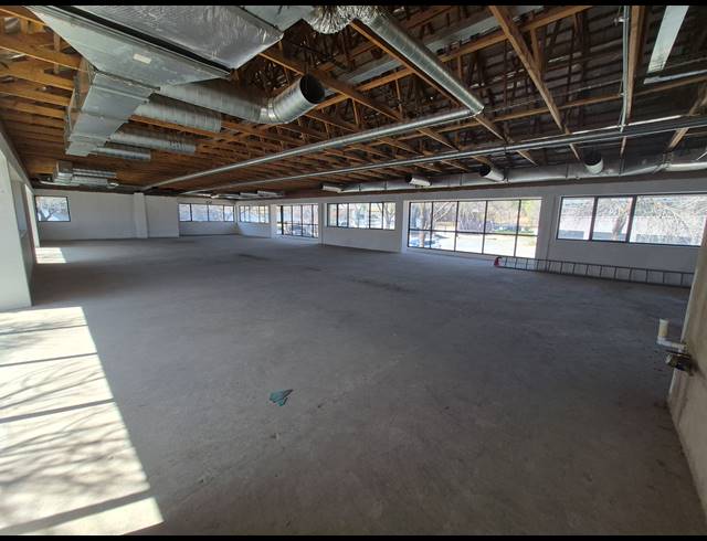 333M² OFFICE TO LET IN WOODMEAD